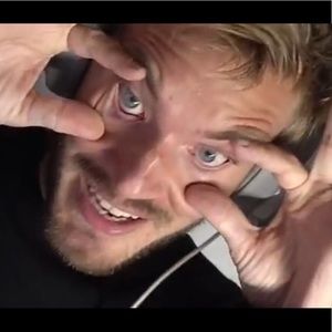 Meet your Posher, Johnny